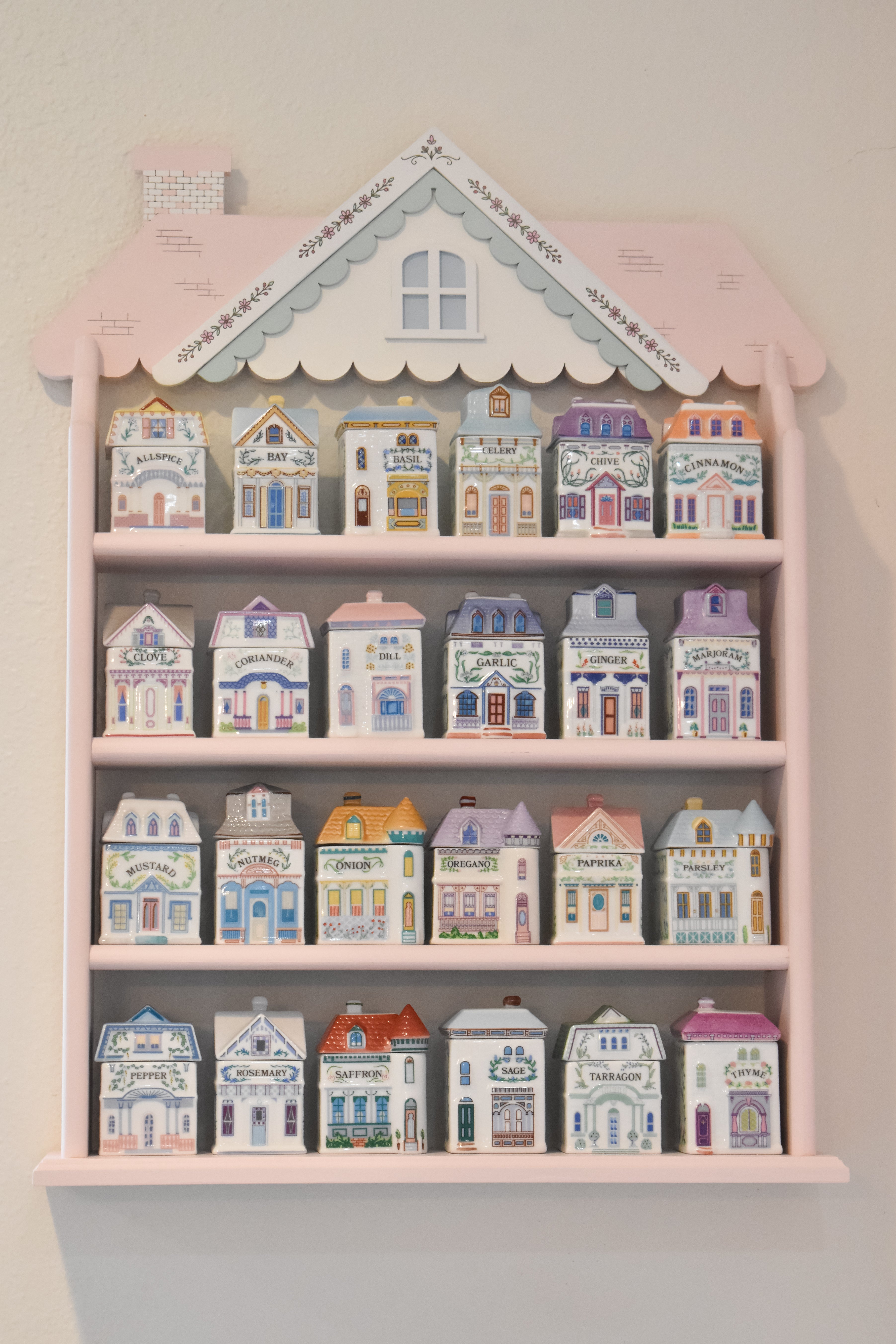 The Ellie Spice Rack